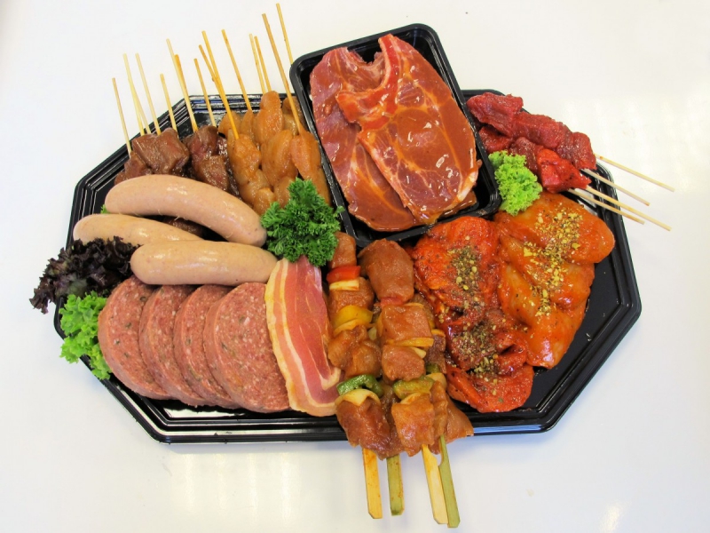 boucherie-REGUSSE-min_bbq_butcher_shop_supermarket_meal_party-766127